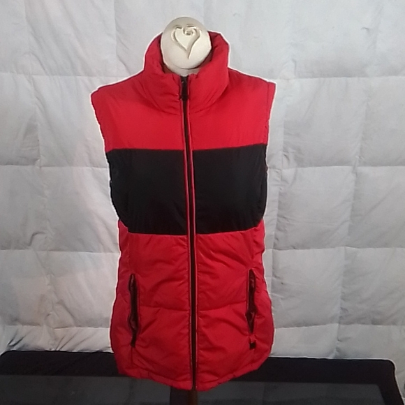 Iconic Calvin Klein winter vest - Picture 3 of 9